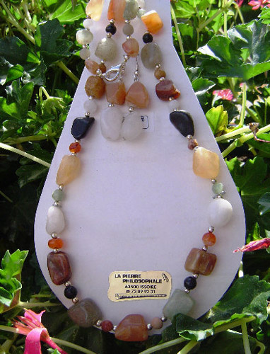 Collier en agate